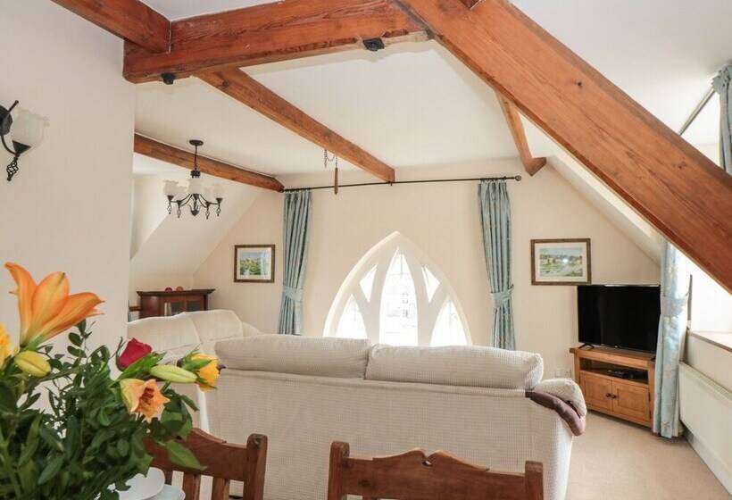 The Old School House