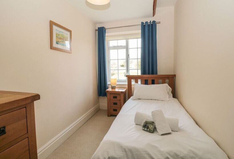 The Old School House