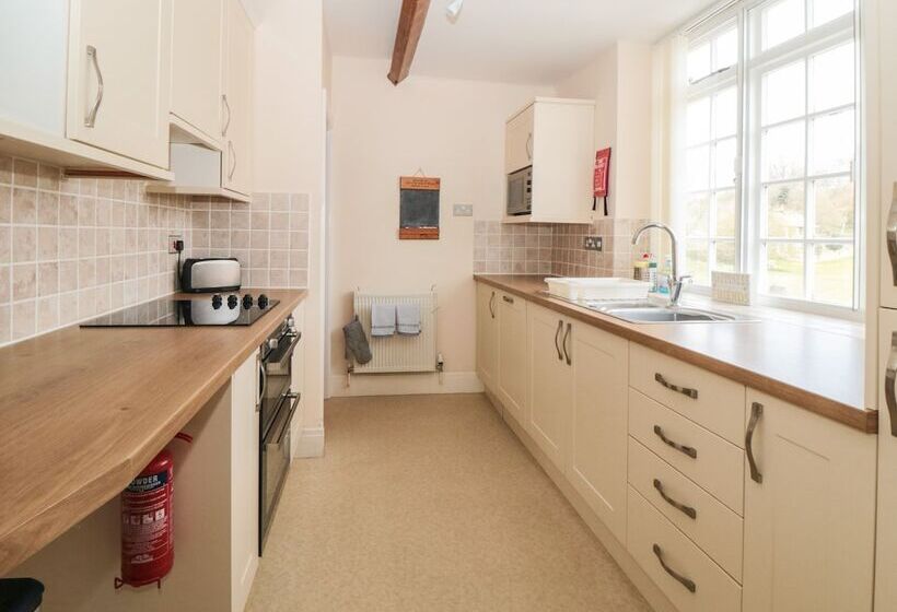 The Old School House