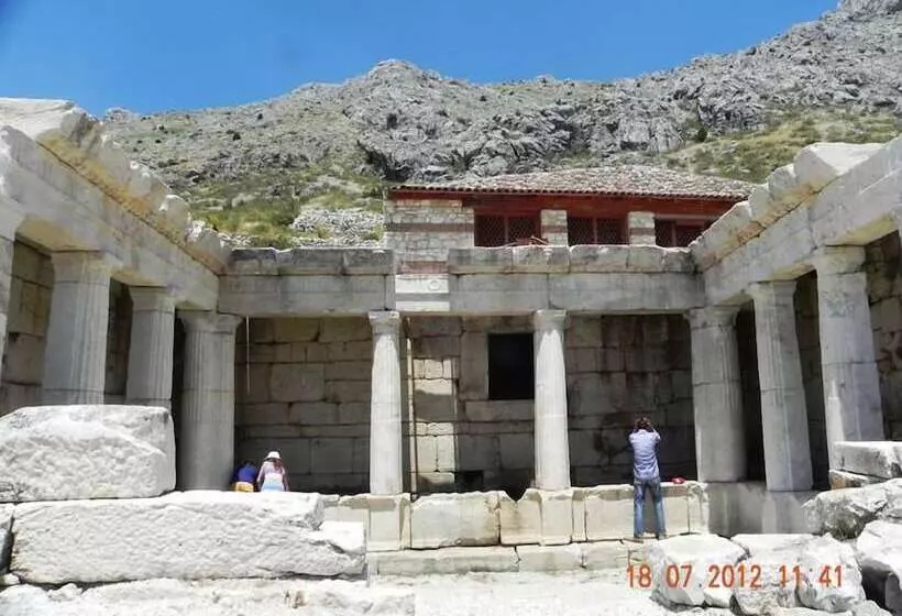 Alanlar Alabalık Ve Otel