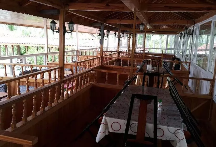 Alanlar Alabalık Ve Otel