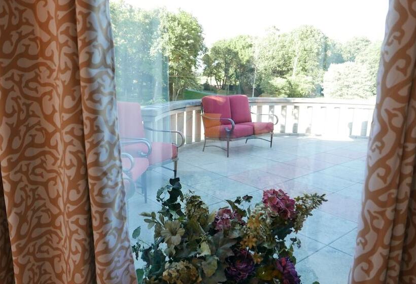 住宿加早餐  Mill Creek Gardens