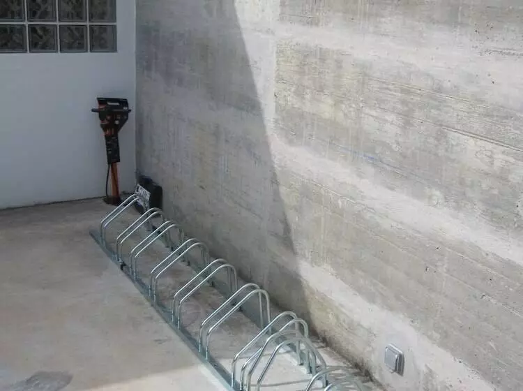 ベッドアンドブレックファースト N1 Hostel Apartments & Suites