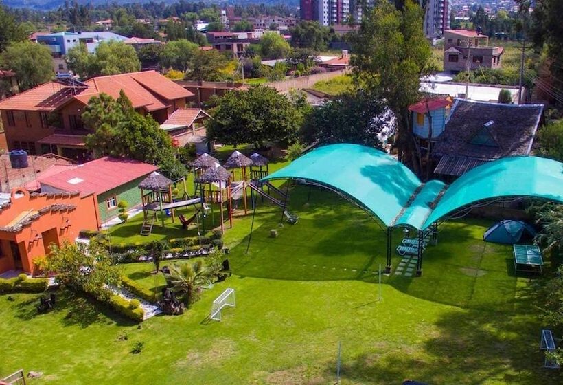 Cabanas Las Lilas Hostel