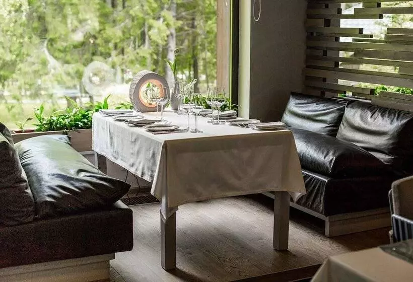 Eco Hotel Romanov Les