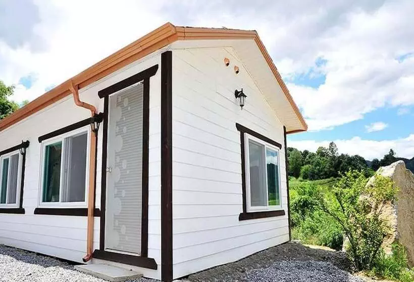 Gapyeong Jandigujang Pension