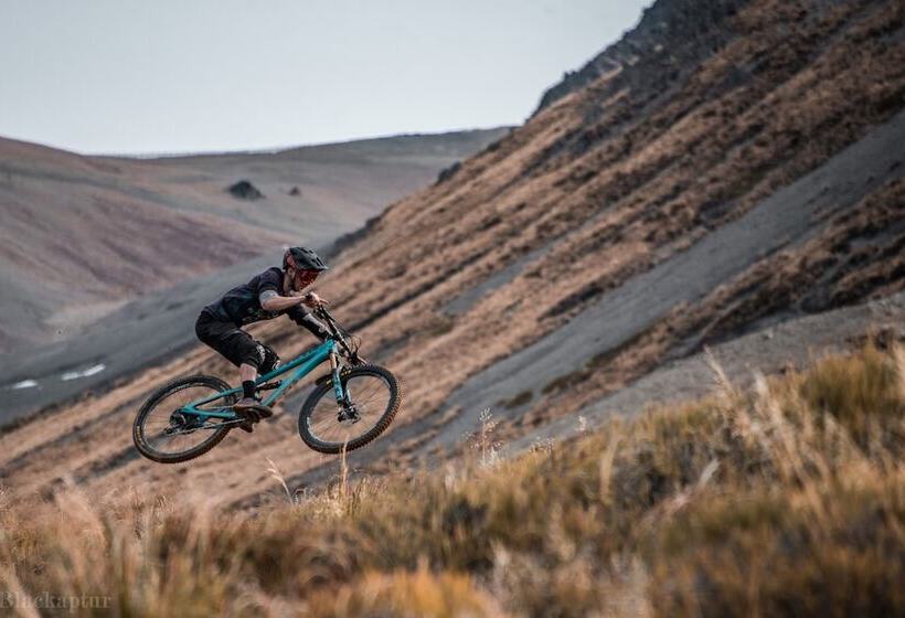 ホテル Porters Lodge