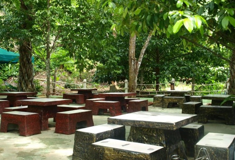 בית מלון כפרי Raipreda Homestay