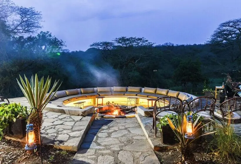 هتل Sambiya River Lodge