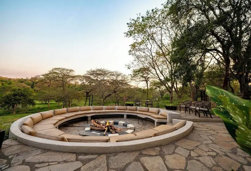 هتل Sambiya River Lodge