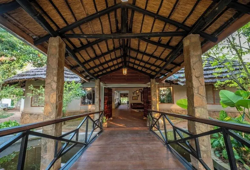 هتل Sambiya River Lodge