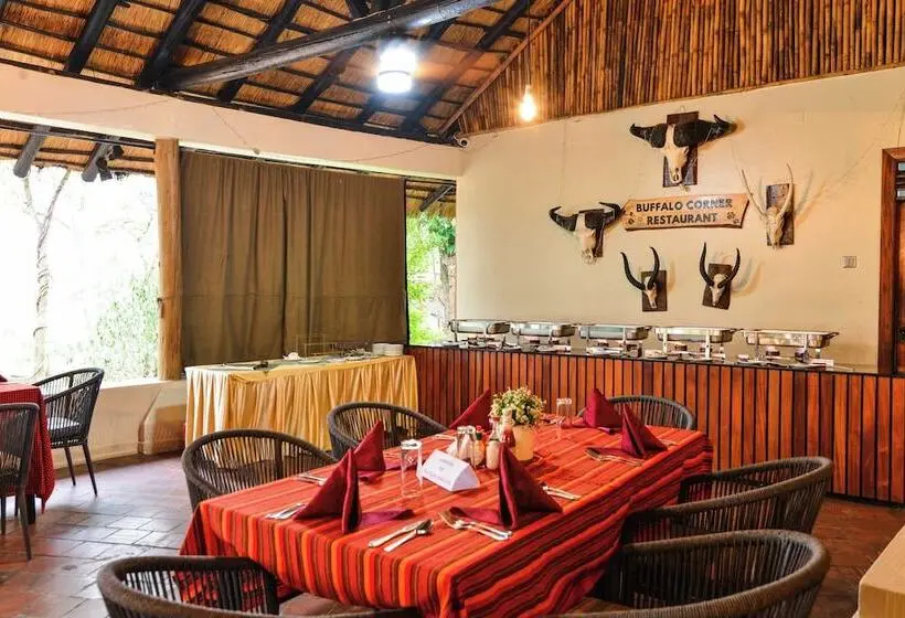 هتل Sambiya River Lodge