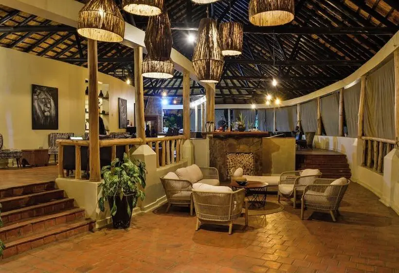 هتل Sambiya River Lodge