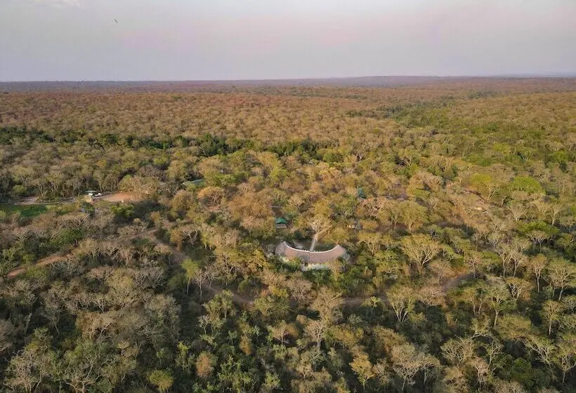 هتل Sambiya River Lodge