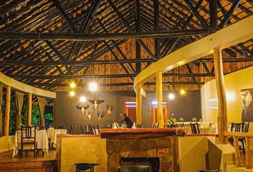 هتل Sambiya River Lodge