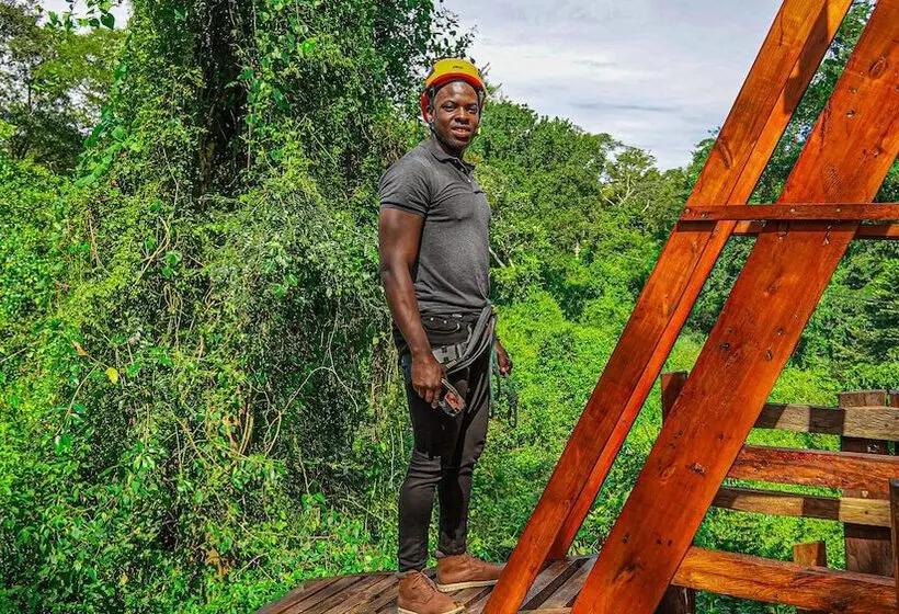 هتل Sambiya River Lodge