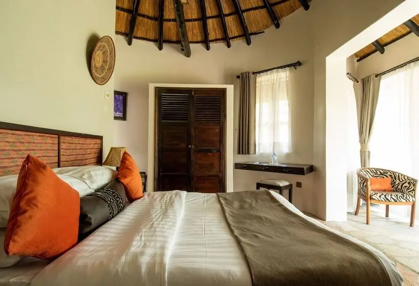هتل Sambiya River Lodge