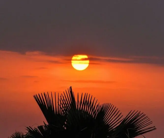هتل Sambiya River Lodge
