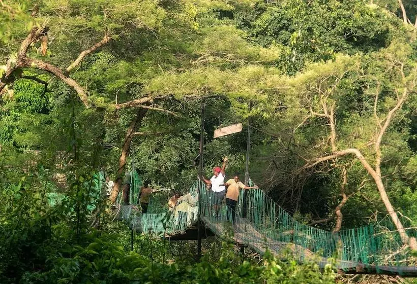 هتل Sambiya River Lodge