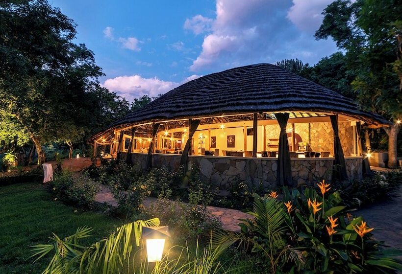 هتل Sambiya River Lodge