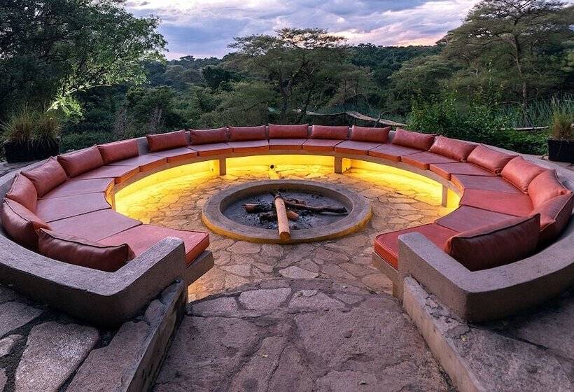 هتل Sambiya River Lodge