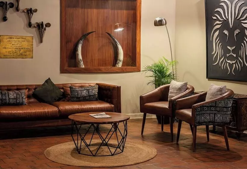 هتل Sambiya River Lodge