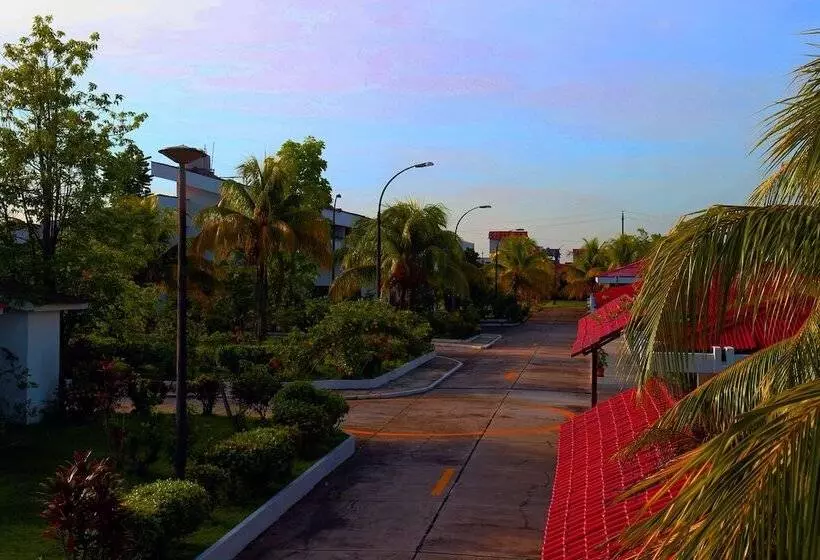 Hotelli Sol Del Oriente