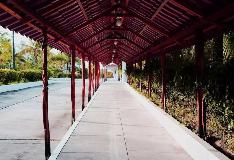 Hotelli Sol Del Oriente