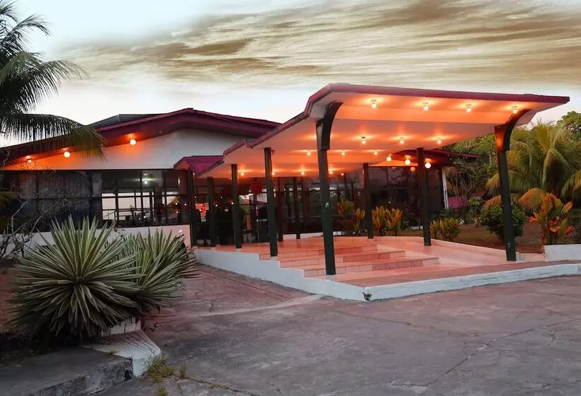 Hotelli Sol Del Oriente