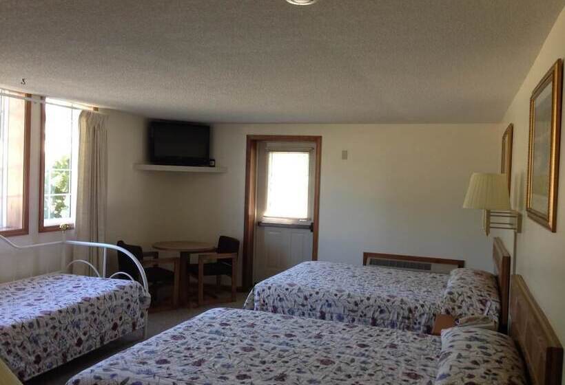 فندق على الطريق Ludington Pier House