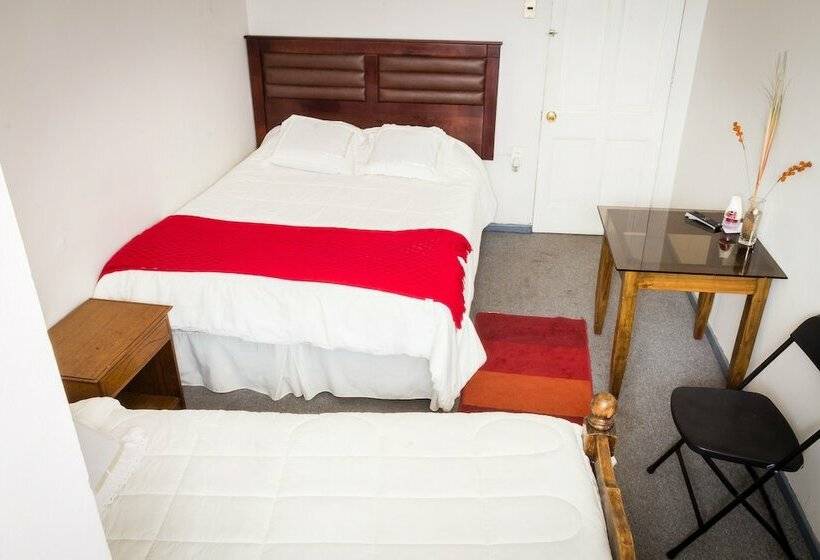 پانسیون Residencial La Familia