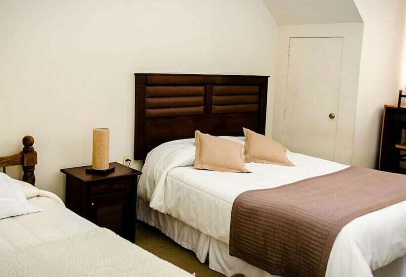 پانسیون Residencial La Familia