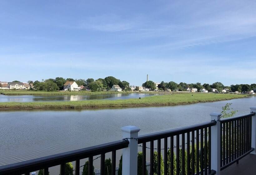 بنسيون Rooms In Family House In Salem Boston