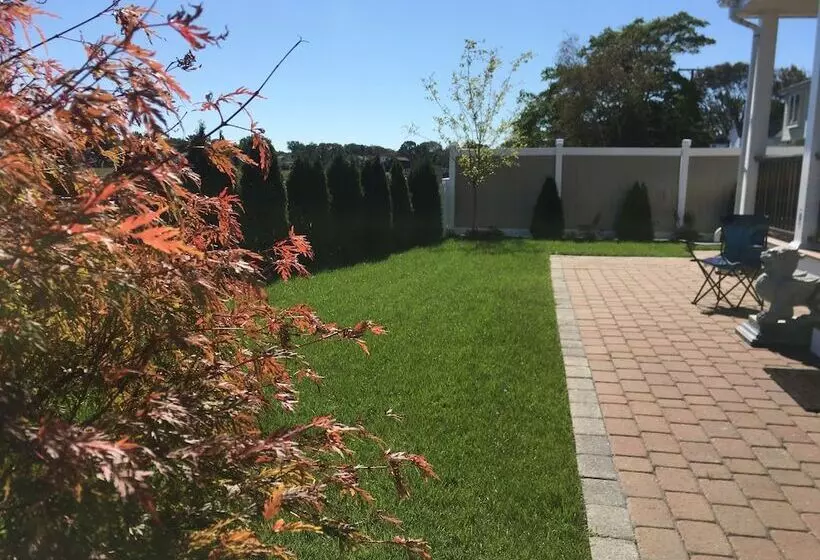 ペンション Rooms In Family House In Salem Boston