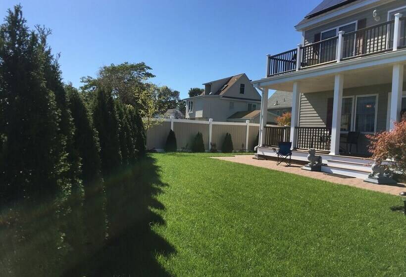 بنسيون Rooms In Family House In Salem Boston