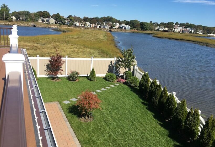 بنسيون Rooms In Family House In Salem Boston