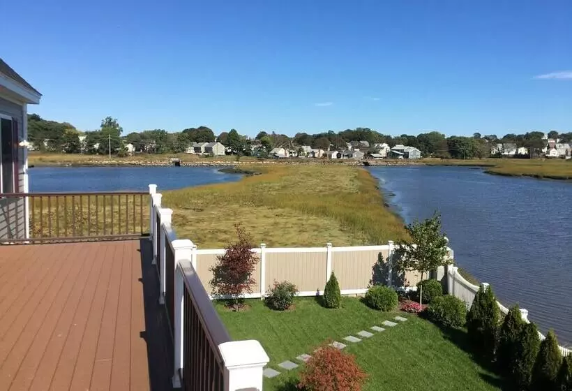ペンション Rooms In Family House In Salem Boston