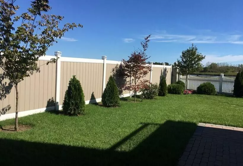 ペンション Rooms In Family House In Salem Boston