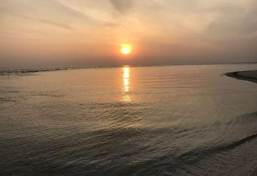 پانسیون Sunnyside Maamendhoo