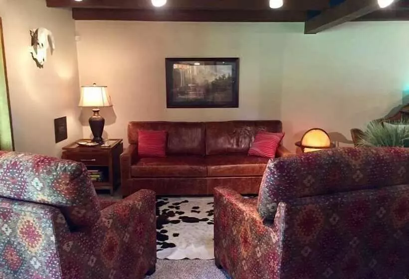 Sisters On Sycamore Bed & Breakfast