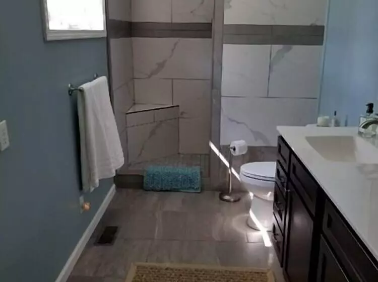 Sisters On Sycamore Bed & Breakfast