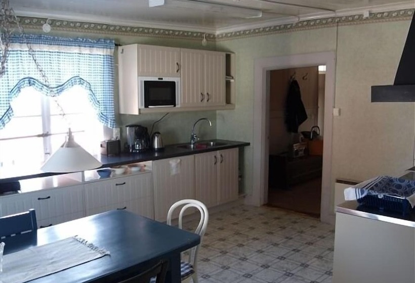 Västerkvarns Vandrarhem Hostel