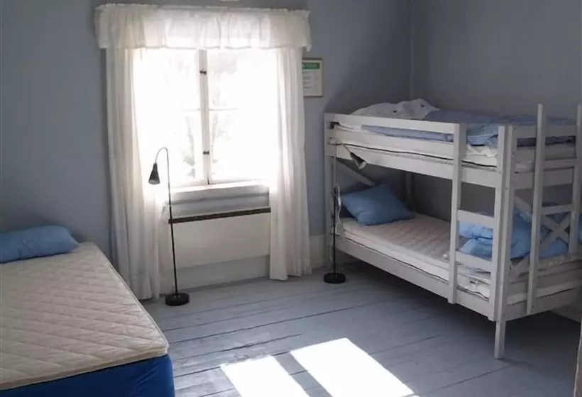 Västerkvarns Vandrarhem   Hostel