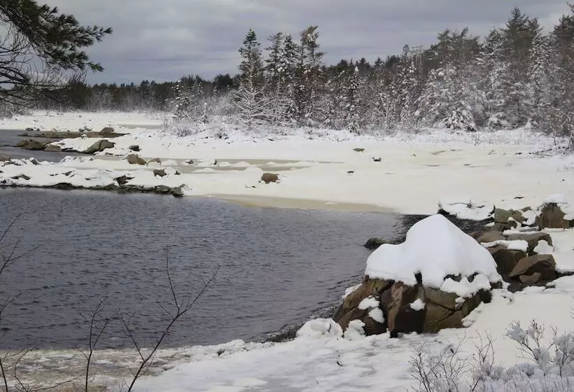 1 & Only Riverside Accommodations