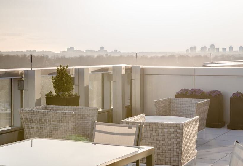 Arlington Fully Furnished Apartments