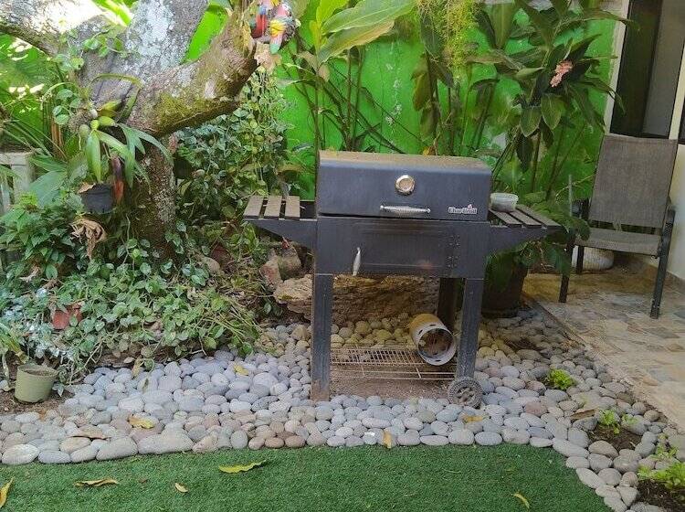 تختخواب و صبحانه Antiguo