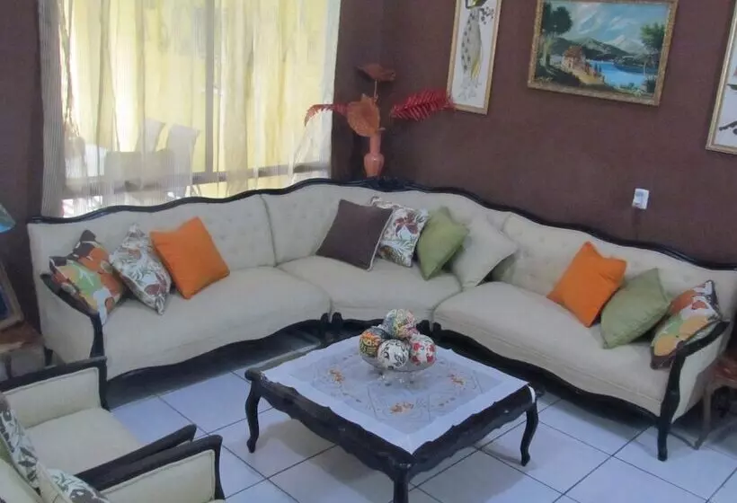 ベッドアンドブレックファースト Antiguo