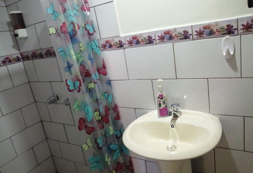 تختخواب و صبحانه Antiguo