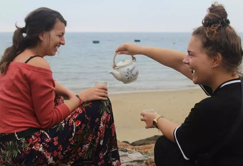 تختخواب و صبحانه Cham Island Smiles Homestay