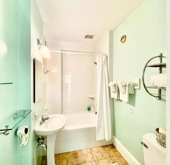 تختخواب و صبحانه Southern Wind Inn